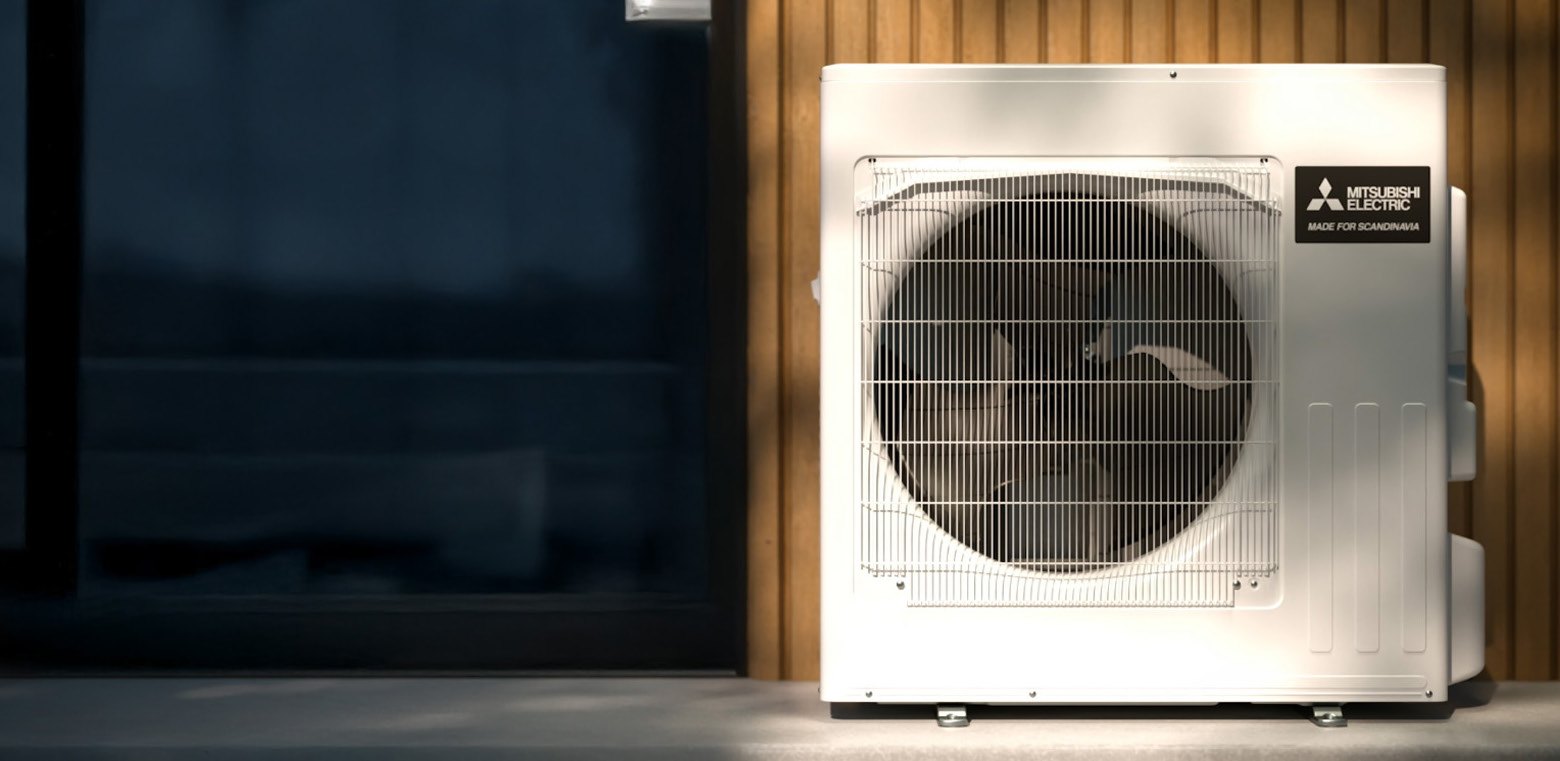 Mitsubishi Electric RZ välisosa maja seinal