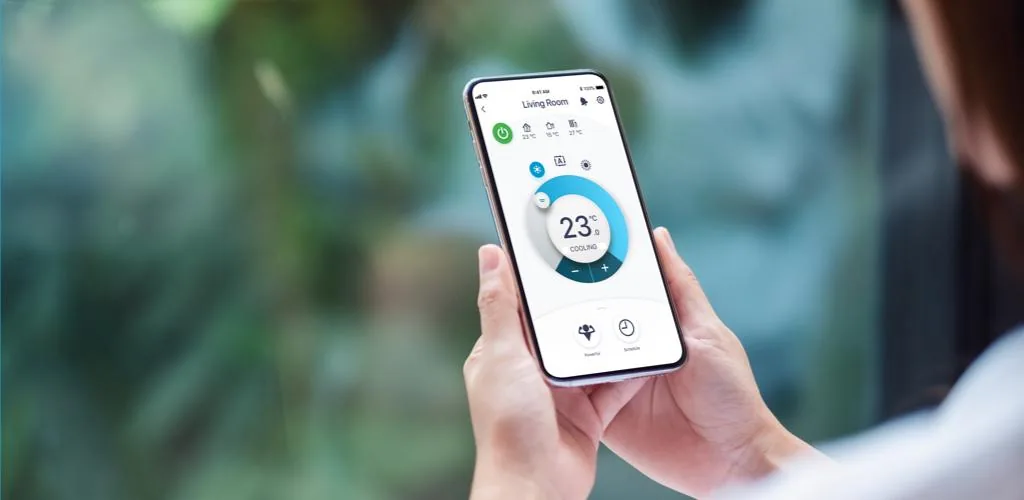 Домашний зимний вечер — Daikin Comfora Nepura сохраняет тепло в комнате